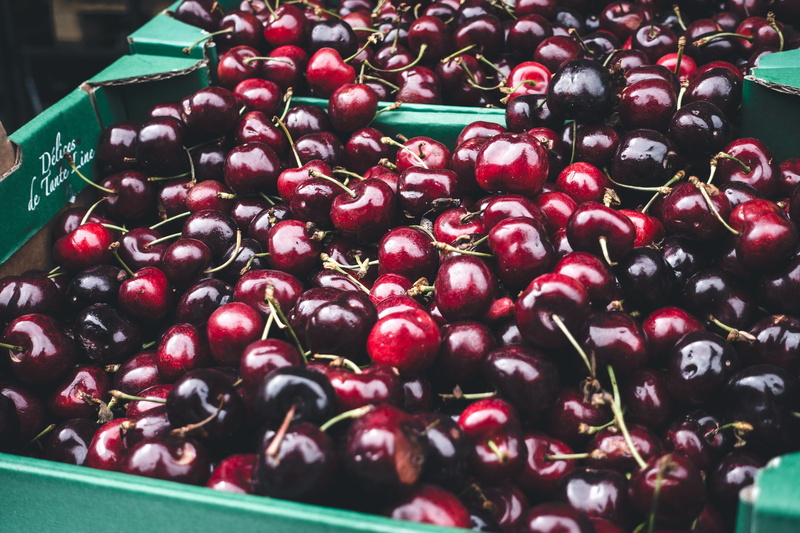 no people, organic, wellbeing, freshness, 5K, healthy, close-up, fresh, cherries, outdoors, antioxidant, for sale, fruit, dark, market, gourmet, food and drink