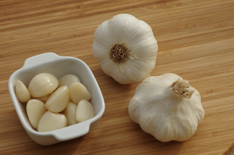no people, wood - material, bowl, vegetable, drôme, spice, 4K, gourmet, novelty, garlic clove, food, garlic grown, rhône alpes, harvest, agriculture, healthy eating
