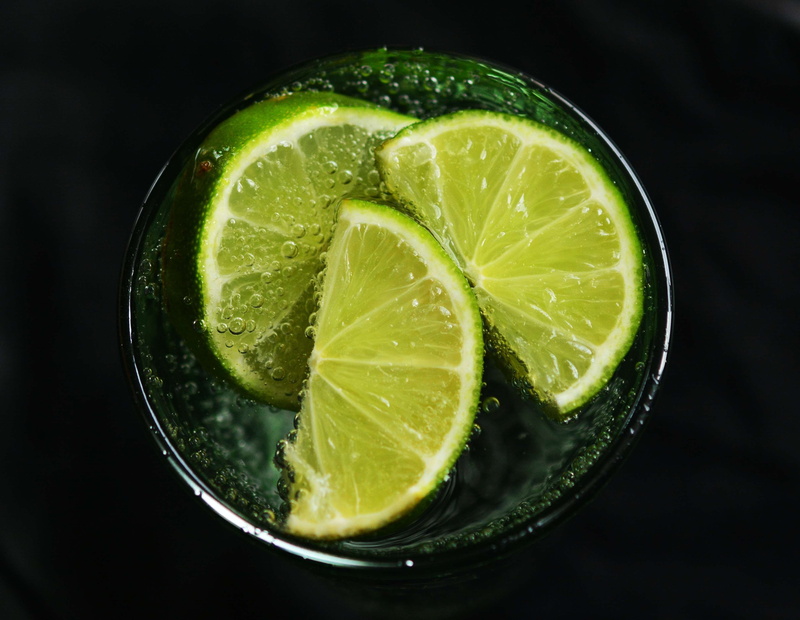 bubble, 2K, studio shot, food, lime, glass, beverage, healthy, detox, cocktail, healthy eating, lemonade, alcohol, close up, juice, mineral water, cold