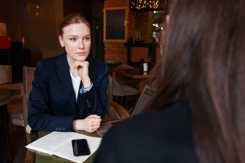 woman, front view, manager, the success of the, businesswoman, man, sitting, women, company, two people, advice, business, mid adult women, females, adult