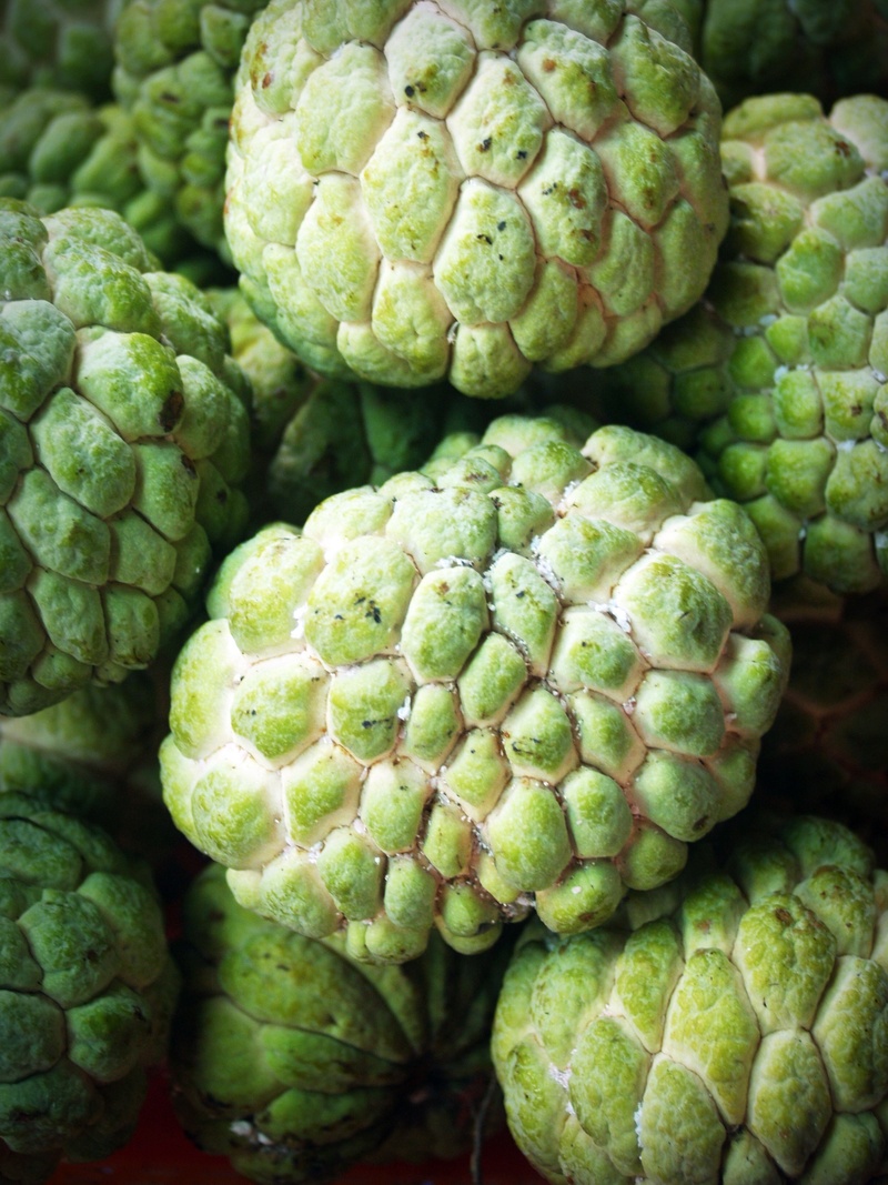green, ripening, ripe, green color, exotic, sugar apple, retail, cauliflower, market, no people, custard apple, minerals, tree, family, thailand, 2K, agriculture