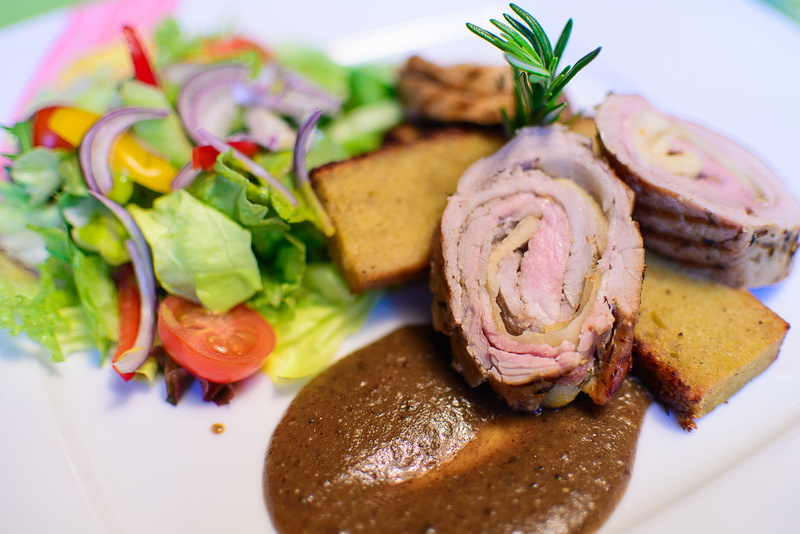 meal, meat, healthy, tomato, food and drink, vegetables, indulgence, crockery, 1080P, roasted, plate, dish, fruit, indoors, tasty, ready-to-eat, healthy eating