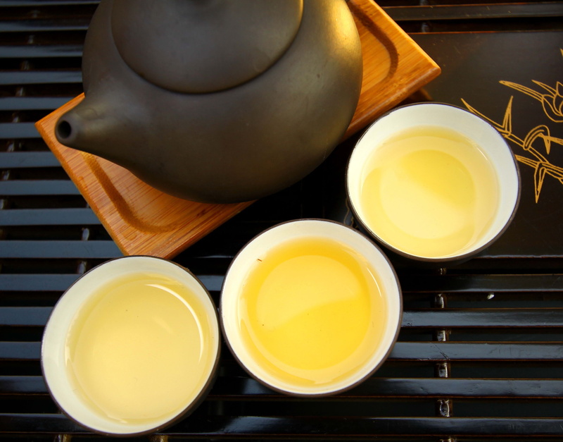 ceramic, backgrounds, household equipment, tea leaves, drink, white, food, still life, cups, breakfast, teapot, saucer, three, tea, cultures, coffee - Drink