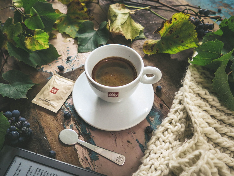 dark, table, leaves, high angle view, eating utensil, breakfast, food and drink, freshness, wooden, 2K, still life, ceramic, hot drink, cup, color, white
