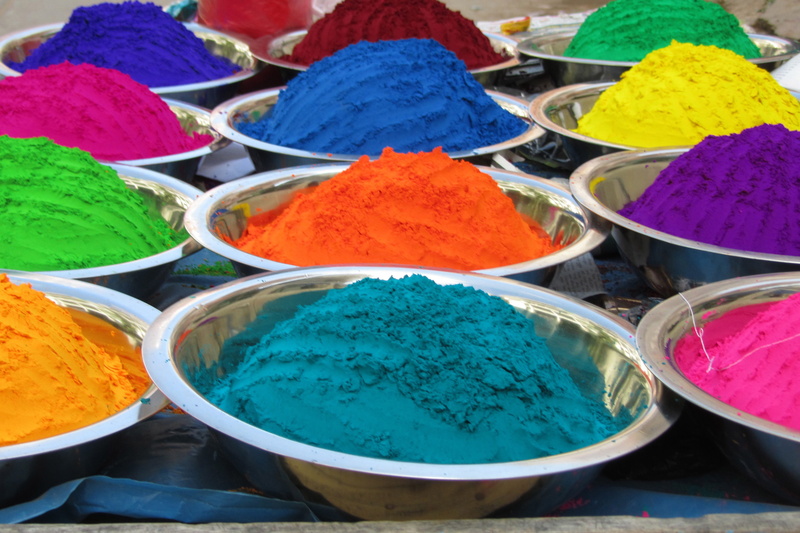 chalk, 4K, ground - culinary, color, high angle view, market, no people, spoon, retail, retail display, colours, multi colored, colour, order, in a row