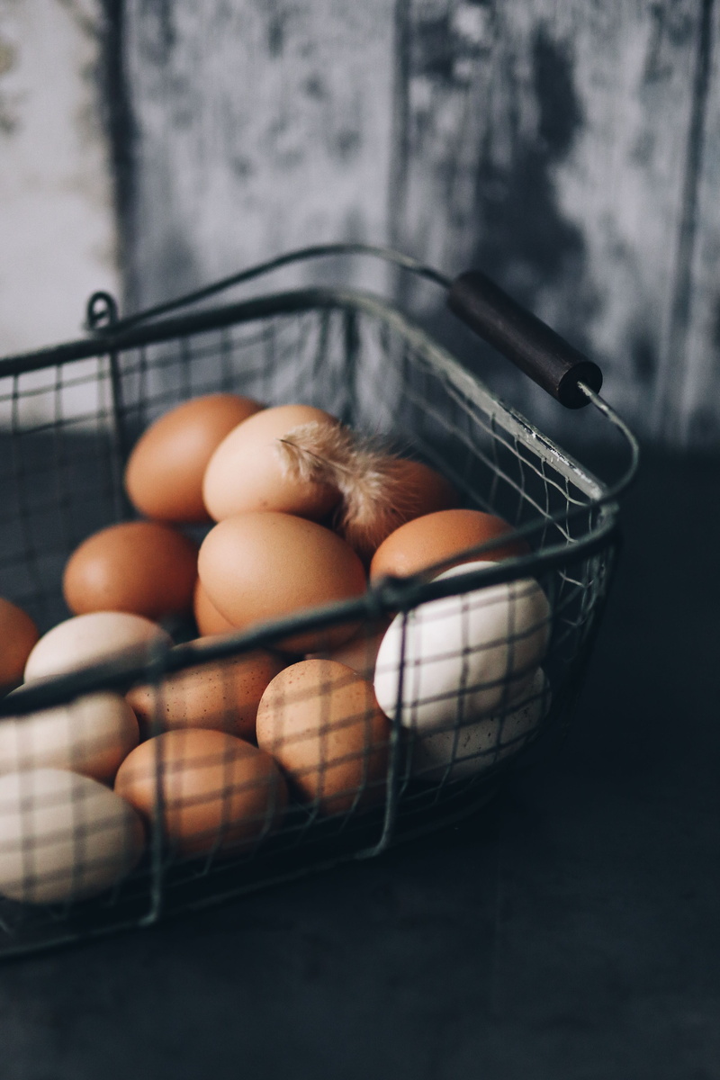 eggs, food and drink, food, no people, container, close-up, Metal wire, day, freshness, brown, wellbeing, wire, basket, organic, healthy Eating, raw Food