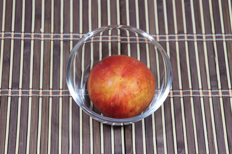 freshness, juicy, peaches, container, healthy eating, silver colored, food and drink, red, apple - fruit, metal, day, 5K, ripe, still life, no people