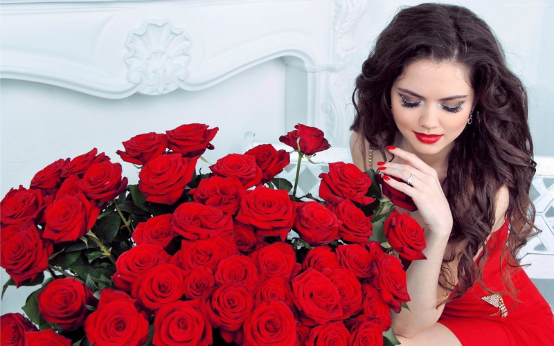 flower, girl, roses, adorable, lovely, woman, red, beautiful, photography, gorgeous, sweet, serene, brunette, 2K, love, romantic, lady, beauty, elegant