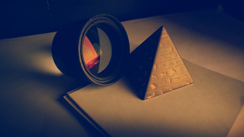single object, design, geometric shape, technology, book, communication, letter, shape, indoors, no People, brown, backgrounds, close-up, miniature, illuminated
