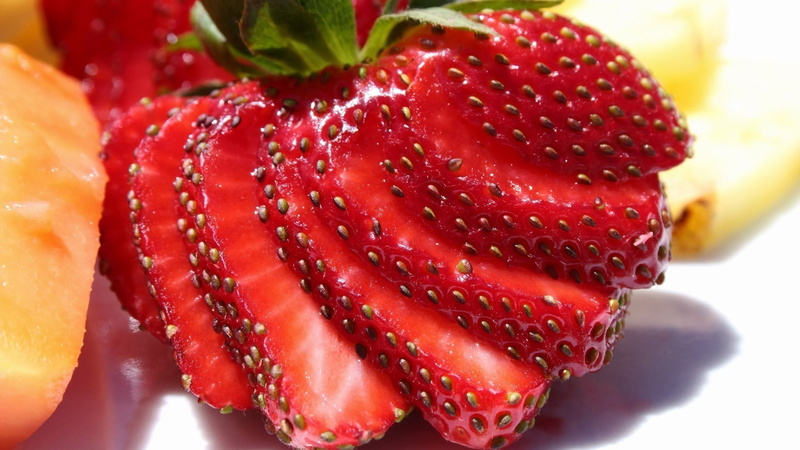 ripe, eat, food, diet, delicious, closeup, 1080P, close-up, fruits, raw, fruit, berries, berry fruit, strawberry, indoors, gourmet, nutrition, red, health