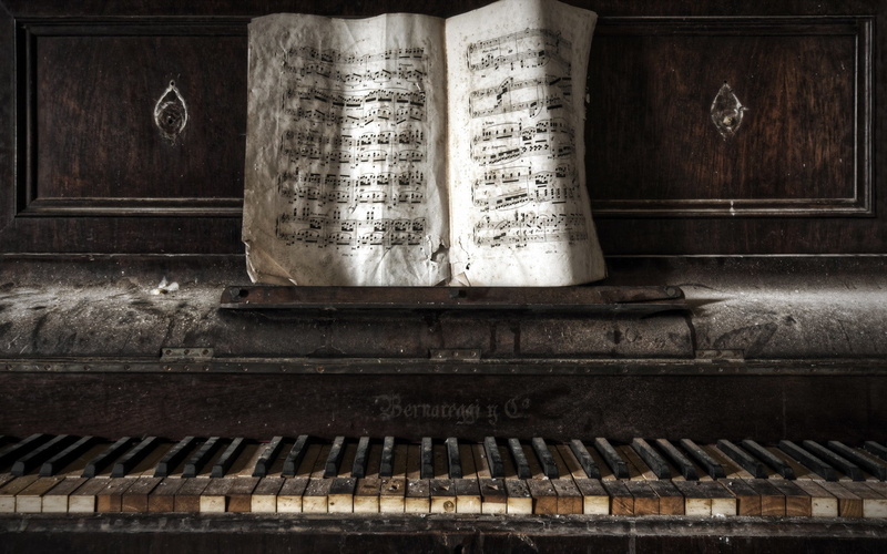 piano, abandoned, old, paper, 1080P