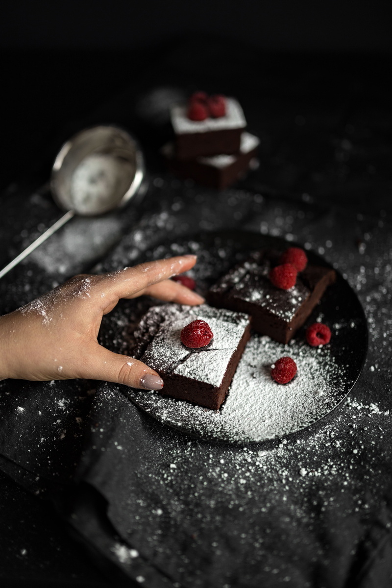 fruits, body part, hand, 5K, finger, raspberry, delicious, sweet food, human Hand, christmas, human body part, RED BEAN, focus on foreground, PEANUT BUTTER