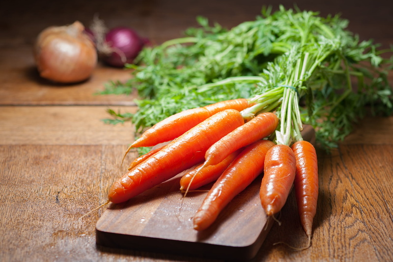 indoors, ingredients, bunch, table, close-up, studio shot, 1080P, food, wellbeing, wood - material, cutting board, vegetables, fresh, orange color, crops