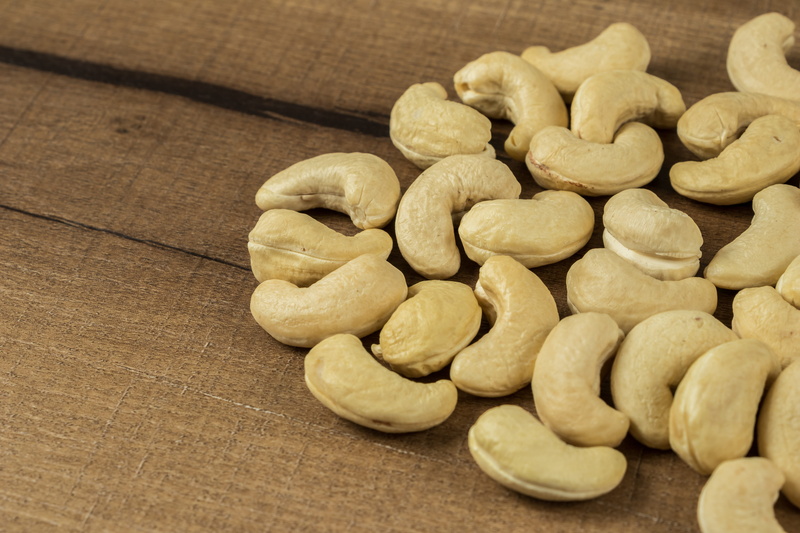 sweet food, wood - material, food, indoors, occidentale, nut - food, dried food, temptation, close-up, cashew, nourishment, still life, no people, diet