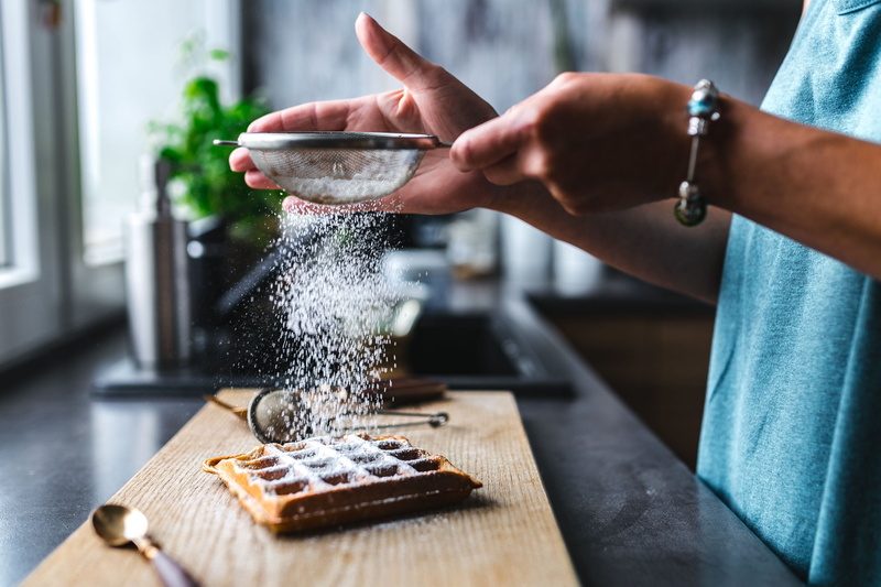 healthy, domestic Kitchen, powdered, fresh, morning, chef, Breakfast, motion, fresh raspberries, close-up, preparation, waffles, 2K, eat, raspberries