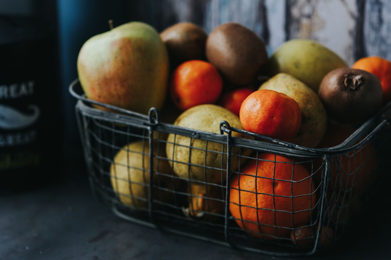container, food and drink, red, indoors, basket, Apple, focus on foreground, fruit, ripe, organic, kiwi, still life, citrus fruit, Fruit basket, freshness