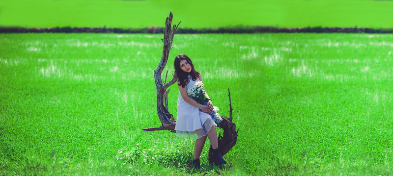 person, fashion, tree, sleeveless, green color, women, beautiful, dress, young, pretty, land, gray, face, petaled, one person, hair, casual, 5K, outdoors