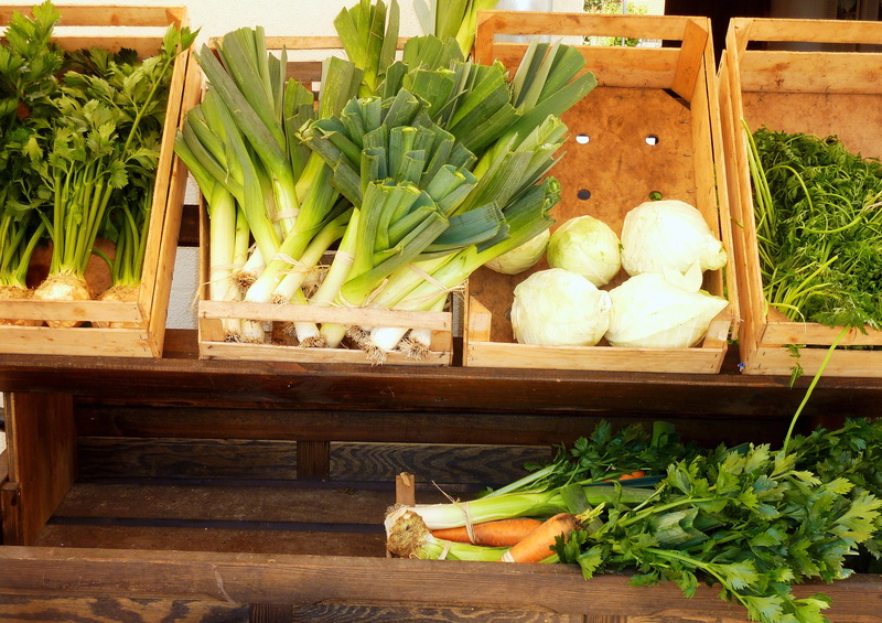 organic, vegetable, herb, food, container, wood - material, healthy eating, large group of objects, onion, wellbeing, carrot, choice, vegetables, parsley