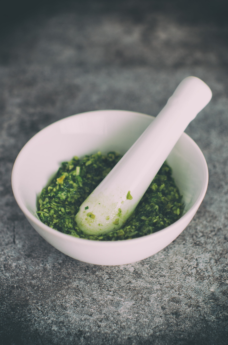 food preparation, herb, countertop, ingredient, mortar and Pestle, mortar, vegetable, leaf, high angle view, wellbeing, freshness, day, ceramic, still life