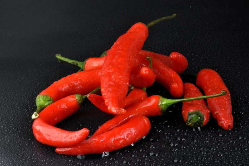 cayenne pepper, black background, wellbeing, chile, ingredients, capsicum, close-up, vegetable, studio shot, food, macro, food and drink, pepper - vegetable