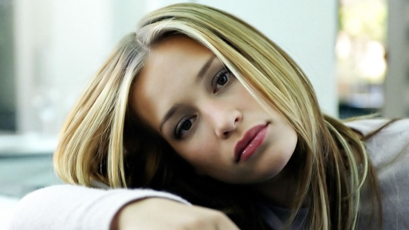 1080P, long hair, blond hair, headshot, young adult, emotion, hair, portrait, teenager, hairstyle, close-up, child, contemplation, depression - sadness