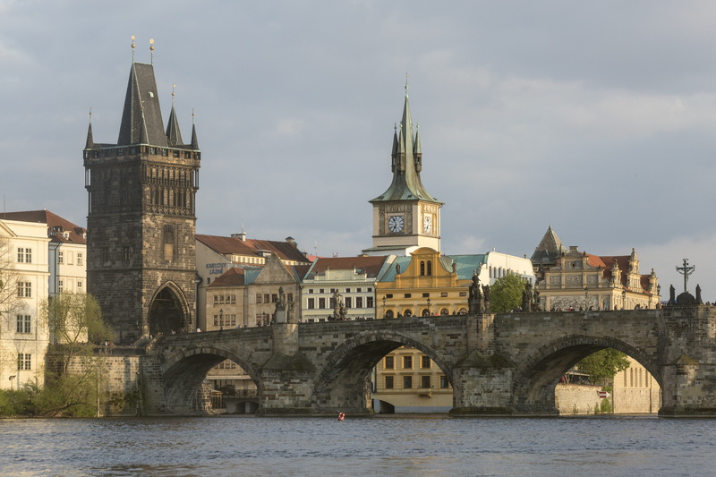 city trip, arch, holiday, building, capital, tourists, river, spire, tower, travel, 5K, history, tourism, connection, charles bridge, moldova, places of interest