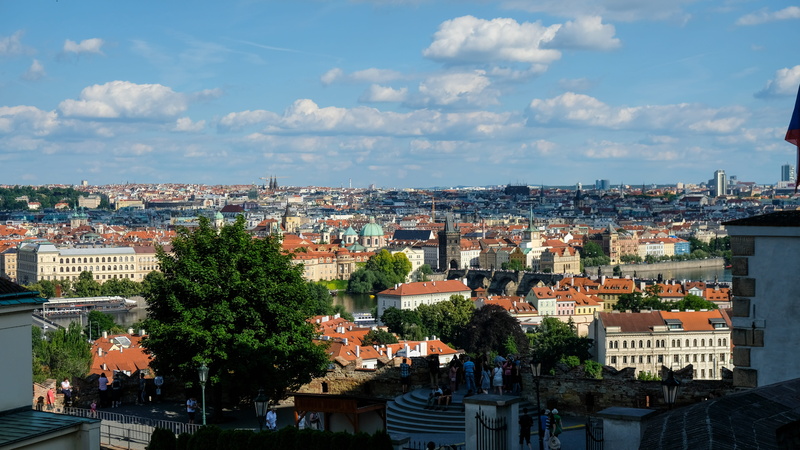 czech republic, building exterior, moldova, nature, built structure, roof, praha, cityscape, charles bridge, apartment, community, tree, crowded, prague castle