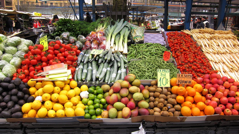 garden, arrangement, vegetarian, pepper, diet, harvest, nutrition, retail display, healthy eating, market stall, street market, lettuce, farmers market