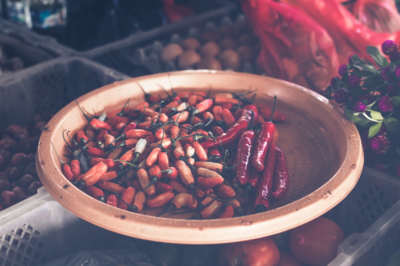 chilli, freshness, spice, eating, for sale, color, tasty, table, grow, taste, cooking, indoors, health, abundance, diet, nutrition, dry, red, large group of objects