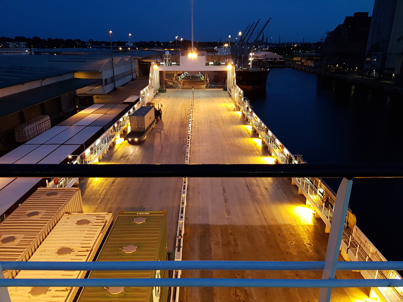 ship, building exterior, shipping, pier, transport, nature, 4K, outdoors, charging process, night, brown, transportation, lübeck, sea, connection, architecture
