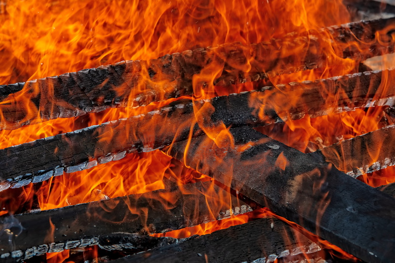 fire - natural phenomenon, pile, outdoors, bonfire, burning, glowing, hot, smoke, fire, wood - material, orange color, engulfed, heat, full frame, burnt