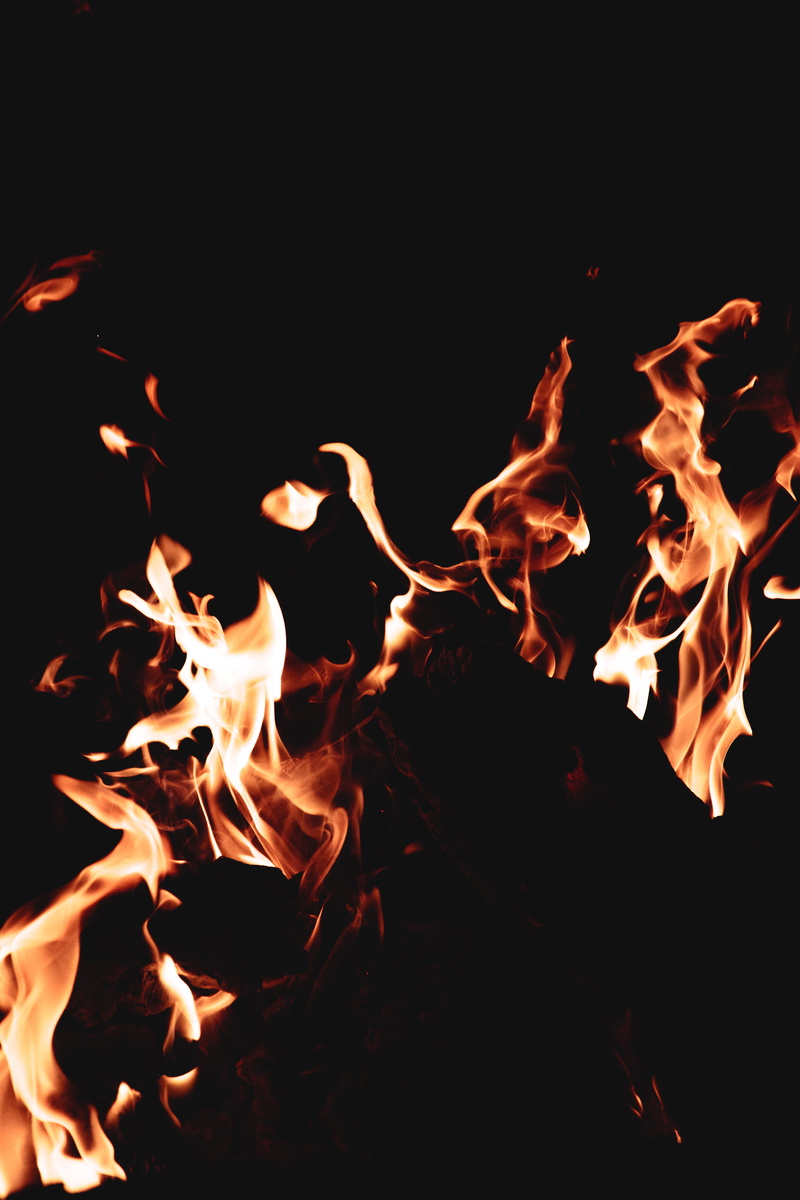 photo, glowing, combust, flames, texture, black background, 5K, flame,, no people, heat - temperature, firewood, yellow