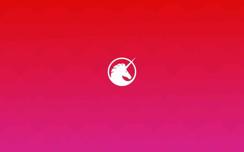 indoors, studio shot, single object, circle, Ubuntu, time, colored background, close-up, communication, shape, copy space, clock, symbol, pink background