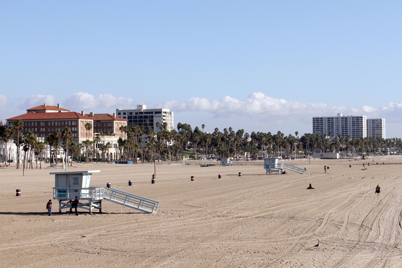 residential district, los, incidental people, apartment, blue, sand, land, safeguard, usa, sunlight, vacation, landscape, venice beach, lifeguard hut, hut