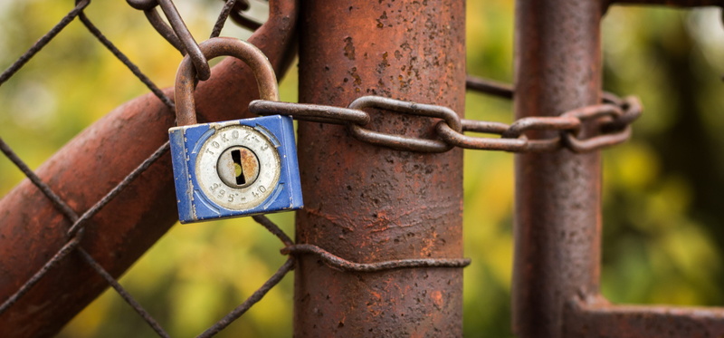 outside, house keys, castle, street, padlock, hanging, details, city, 4K, Closed, structure, irons, fenced, rusty, closing, close up, barrier, demarcation