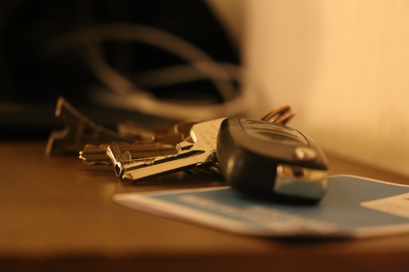 indoors, business, metal, automobile, car keys, secure, keys, equipment, alloy, travel, occupation, car key, accessibility, selective focus, key, security