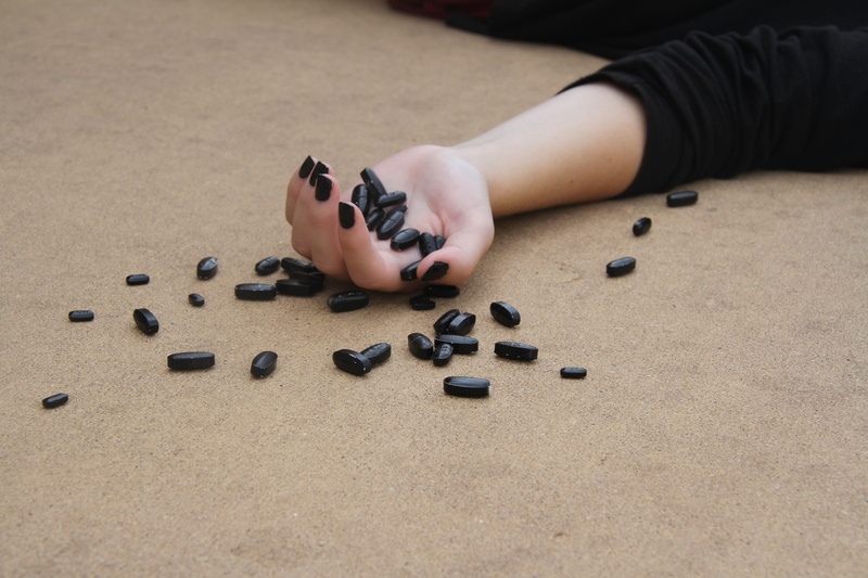 finger, girls, abuse, death, tablets, human limb, holding, person, suicide, narcotic, day, large group of objects, depression, overdose, table, playing