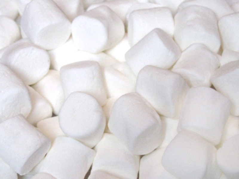 indoors, vitamin, white color, studio shot, dieting, marshmallows, stack, still life, pill, snack, 480P, abundance, large group of objects, Marshmallow