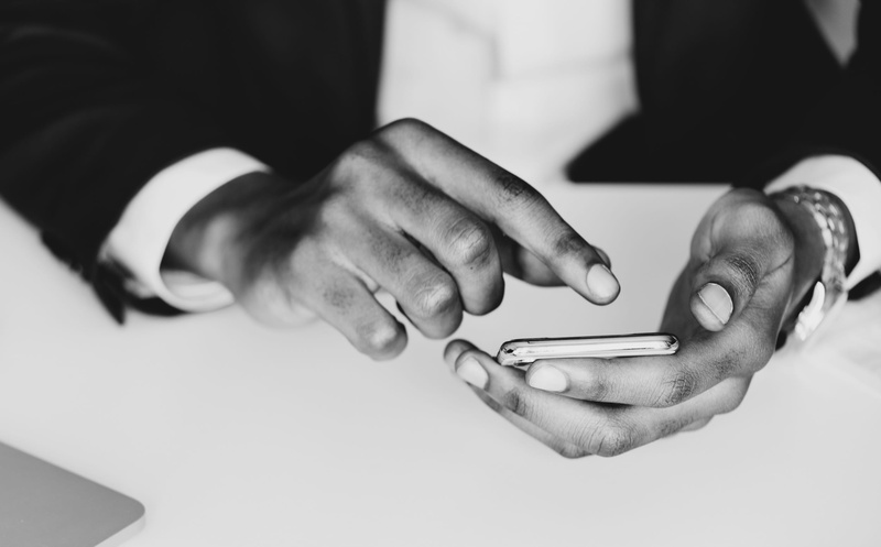 people, person, america, business, males, african american, grayscale, using, businessman, internet, network, human hand, office, human body part, african