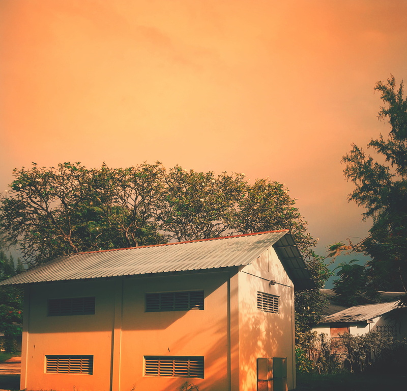 sunlight, 2K, house, architecture, maldives, roof, no people, plant, sky, growth, residential district, tree, sunset, gan, orange color, copy space, addu city