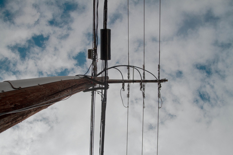 pole, nature, lines, building, neonbrand digital marketing, post, wires, electricity pylon, directly below, communication, electricity, power supply, electrical equipment