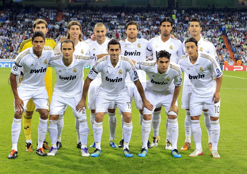 cr7, looking at camera, event, sports Uniform, varan, stadium, cooperation, ozil, adult, action, benzema, alonso, people, men, competitive Sport, s.ramos