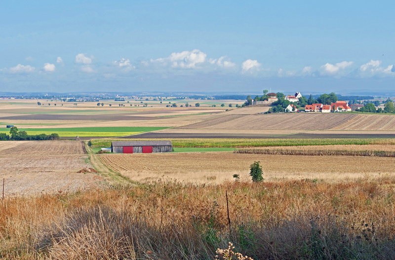parcels, growth, no people, hamlet, cloud - sky, scenics - nature, environment, nördlinger ries, rural scene, field, sunlight, plateau, plant, beauty in nature