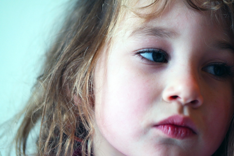 portrait, sorry, emotion, child, offspring, sad, left, kid, innocence, human face, hairstyle, little girl, cute, 5K, front view, looking at camera, teardrop