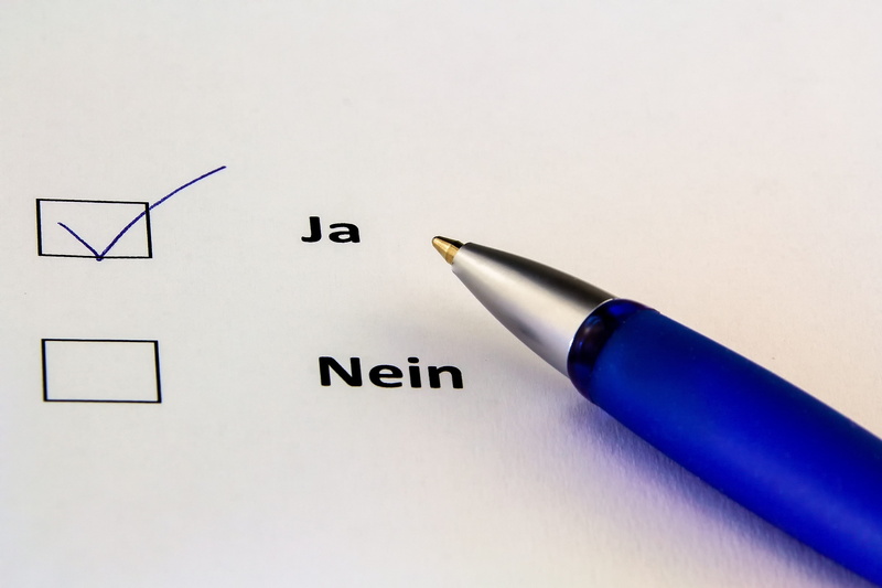 paper, pen, handwriting, signing, studio shot, no people, ballpoint pen, write, decide, coolie, sign, select, fountain pen, vote, office, text, still life