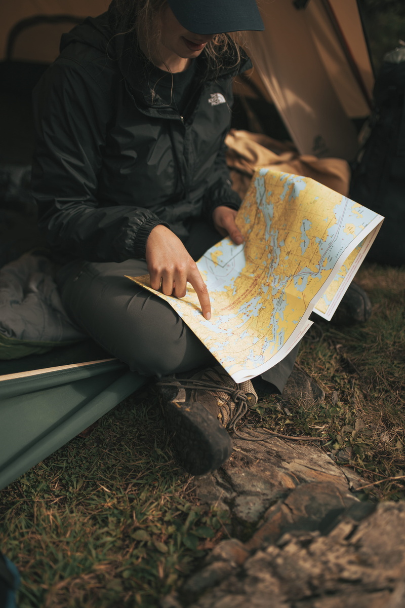 camping, holding, sitting, vacations, dark, hobbies, tourist, tourism, wearing, one Person, tent, sofa, 35mm, north, adult, camp, nature, 6d, boot, men
