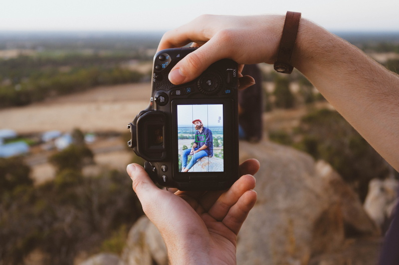 activity, black, camera - Photographic Equipment, wireless technology, body part, finger, communication, one Person, summer, 5K, nature, adventure, portable information device