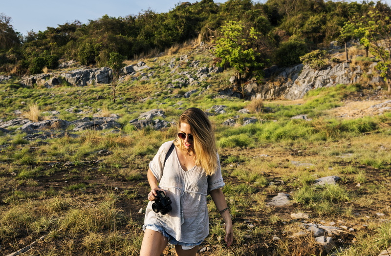 wood, relaxation, rock, trip, hill, holding, 5K, near, digital, photographer, journey, leisure activity, young adult, eyeglasses, hike, land, young women