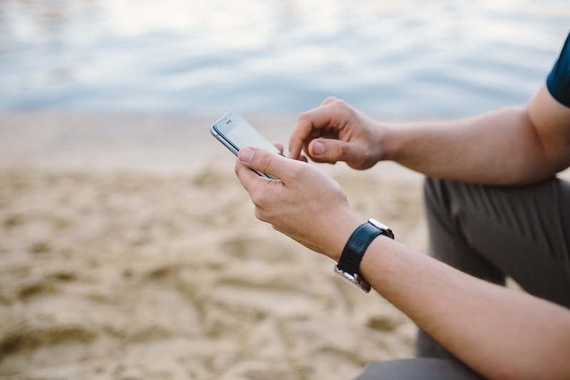 iphone, outdoors, adult, wireless Technology, Man, male, one Person, summer, wristwatch, mobile Phone, touching, smart Phone, sea, copy Space, using, portable information device