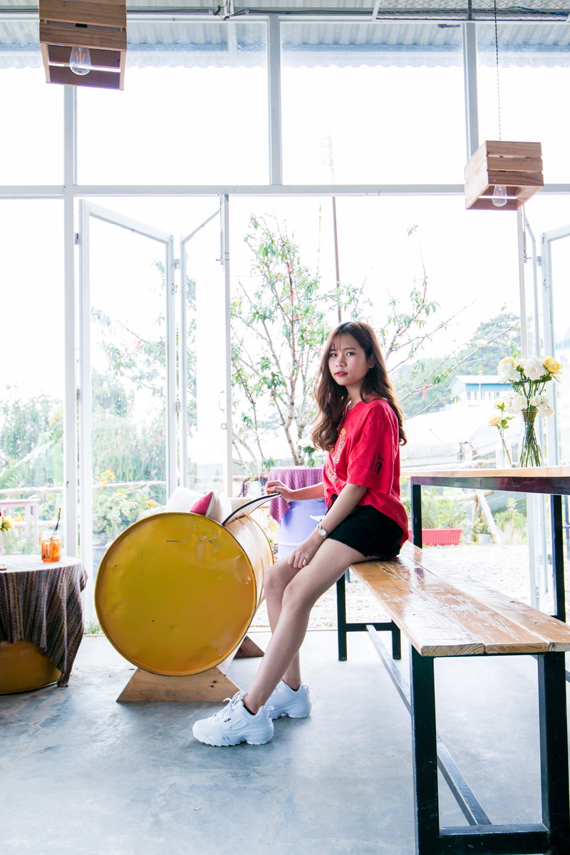 vietnam, women, day, portrait, lifestyles, neck, young women, chair, wearing, beautiful woman, relaxation, beautiful, room, lifestyle, t, bench, full length